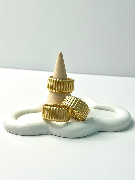 Adela Ring
